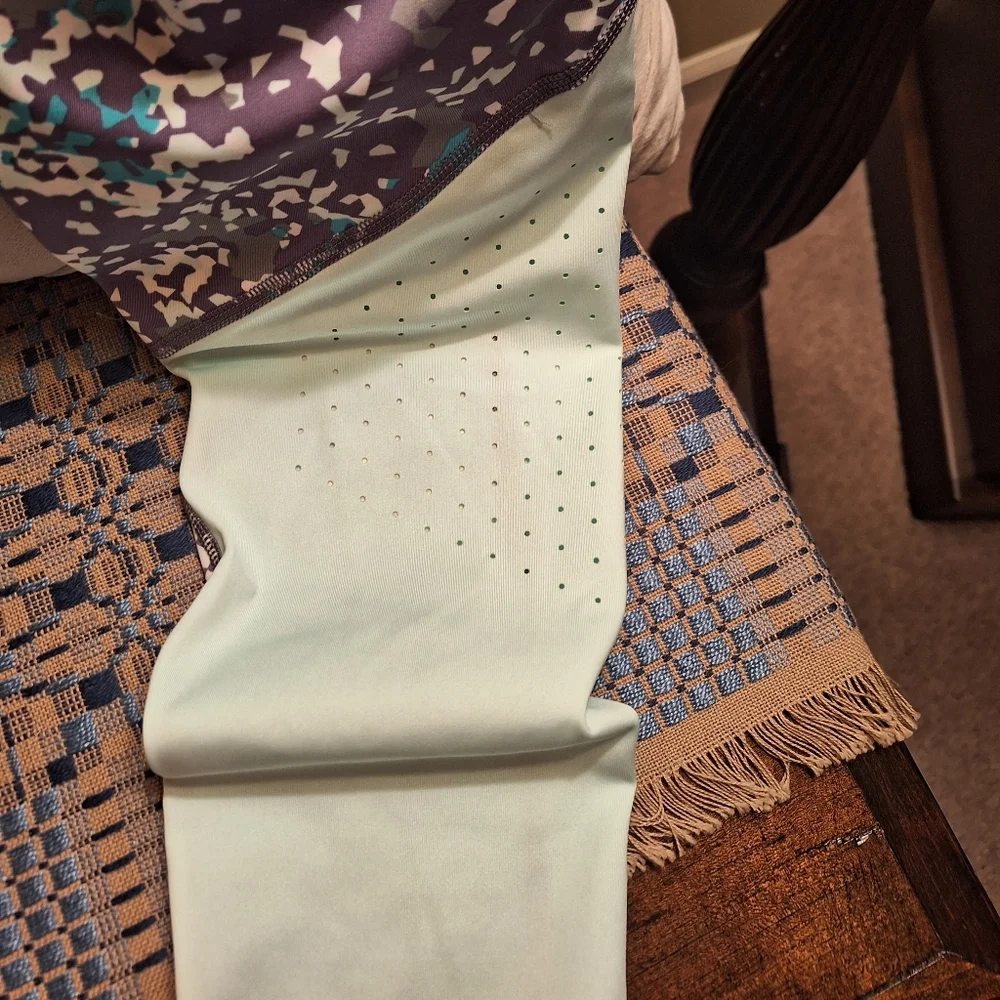 Under Armour cropped leggins - Picture 2 of 4